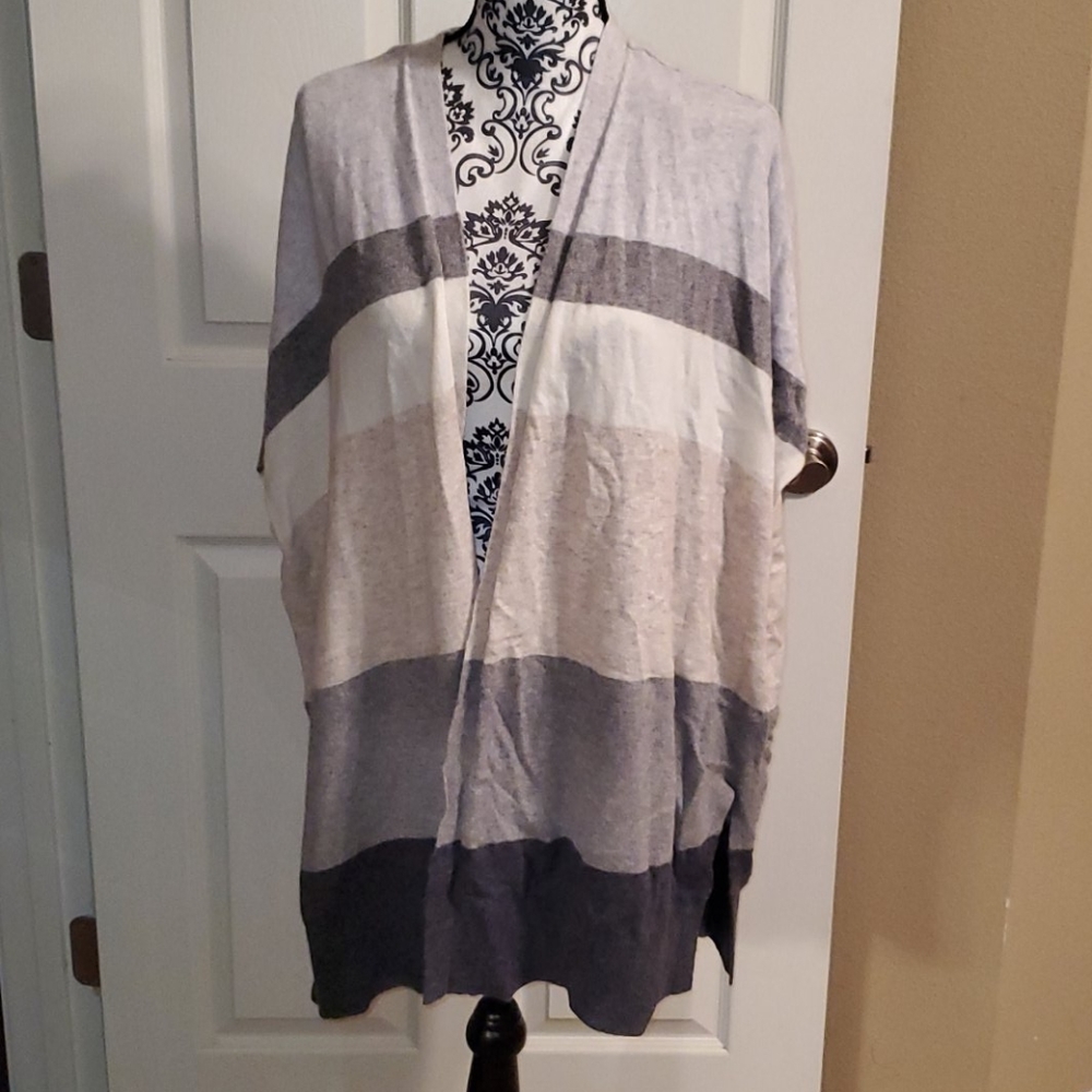 LAST CHANCE Loft Kimono Sweater